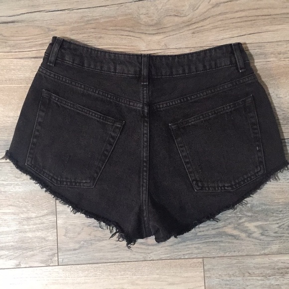 Topshop high waisted Denim shorts - Picture 4 of 16